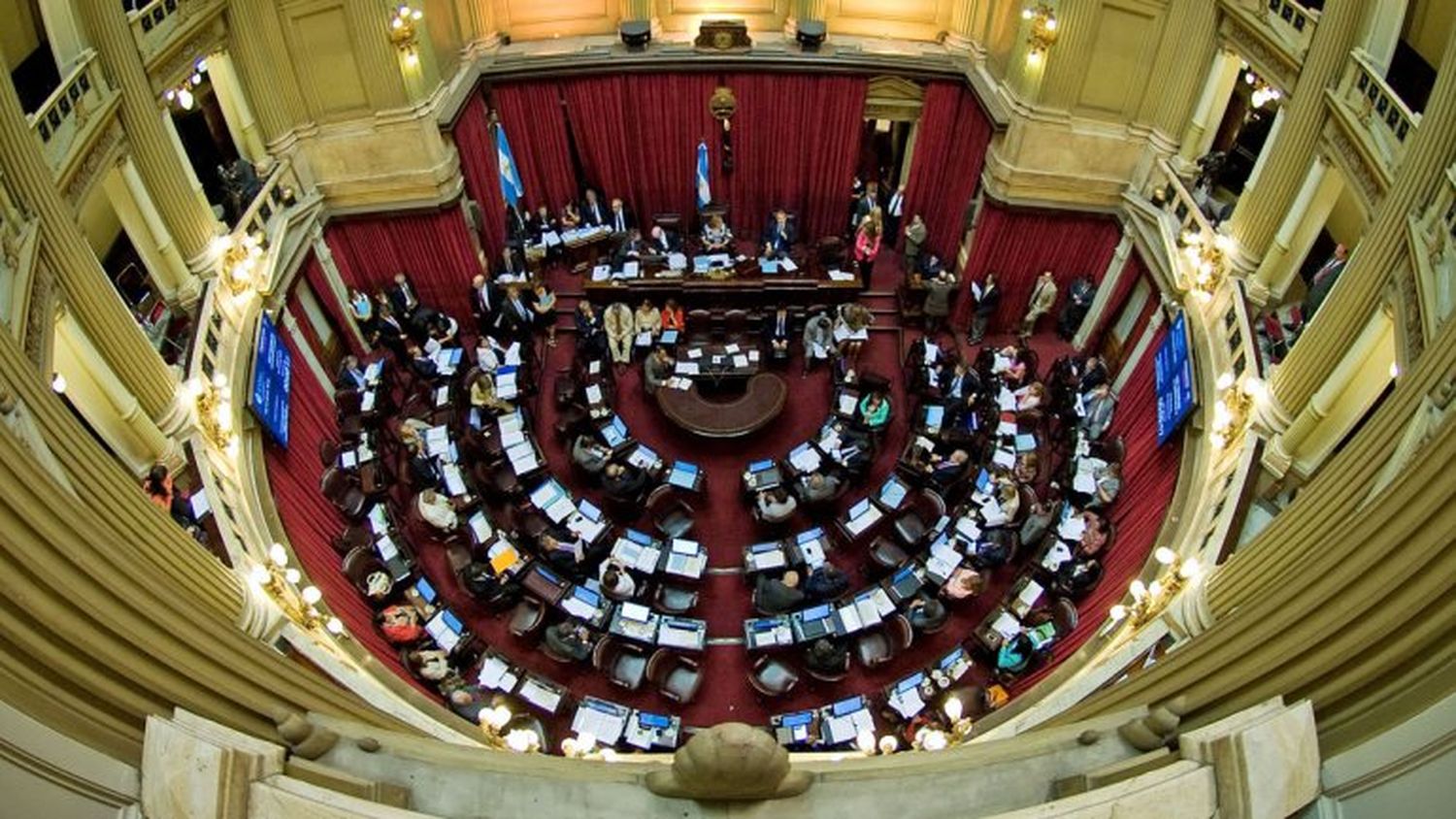 Juraron los senadores electos en la Cámara Alta