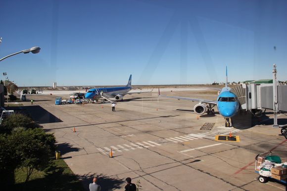 Tras 55 días en obras reabrió el aeropuerto de Trelew