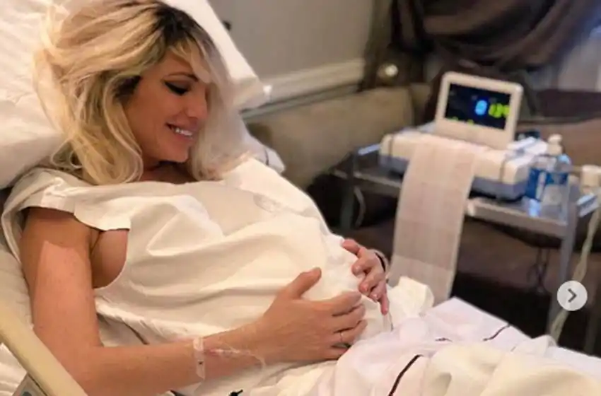 ¡Vicky fue mamá!: nació Salvador Uriel