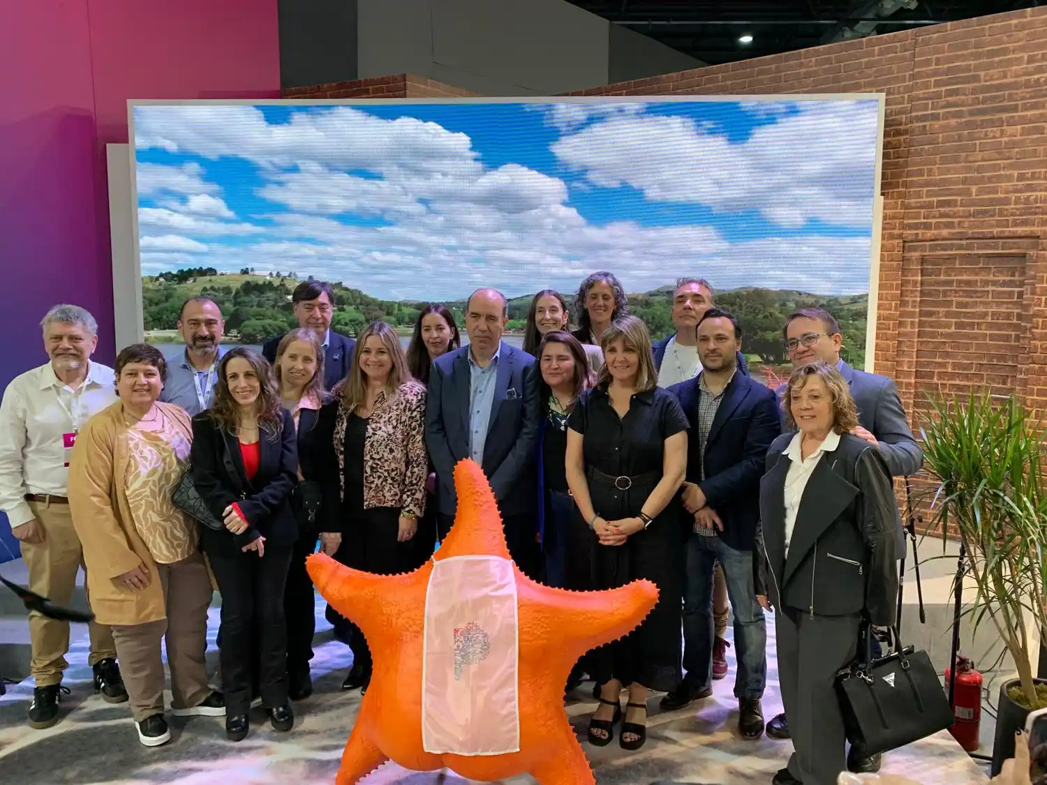 La Facultad de Ciencias Humanas de la Unicen participó en la FIT 2025.