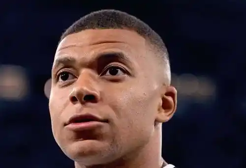 HOSPITALIZAN a Mbappé: tiene gastroenteritis y debe someterse a pruebas médicas