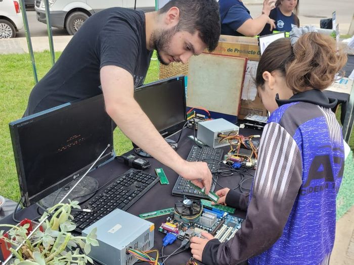 Tecnología que se descarta, compromiso ambiental para recuperarla