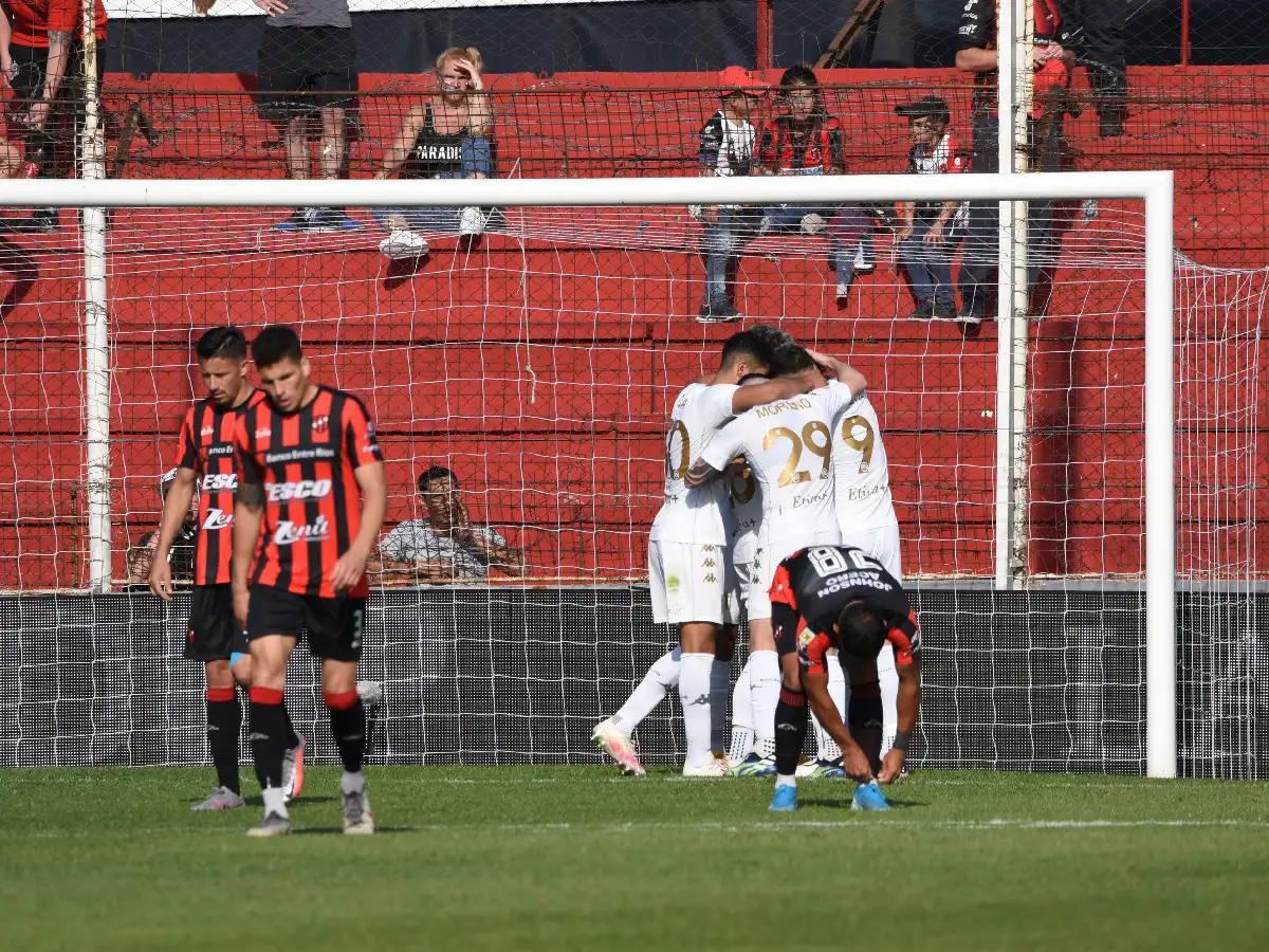Racing volvió al triunfo en Paraná