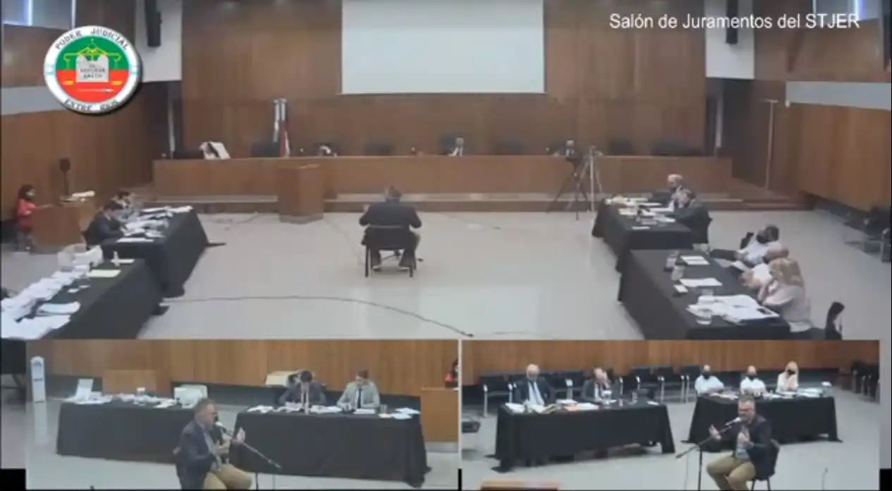 Comenzó el juicio al ex intendente Ariel Robles y dos funcionarios