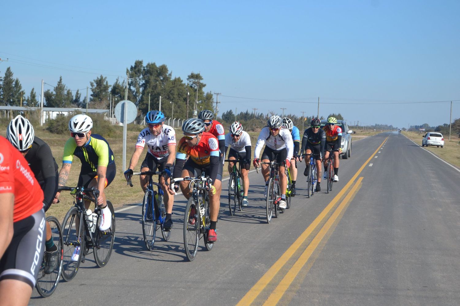 Se realizó la prueba de ciclismo camino a Puerto Ruiz