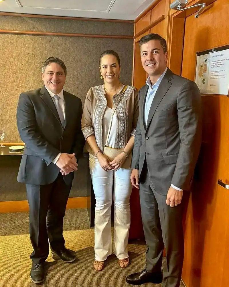 Paoltroni se reunió con el Presidente de Paraguay 
y analizaron temas claves para Formosa y ese país