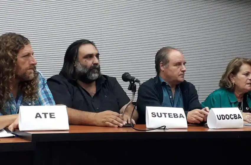 Los docentes bonaerenses ratificaron un paro para el 5 de abril