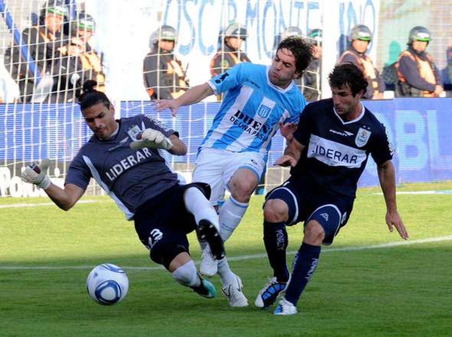 Racing recibe a Gimnasia y busca extender su racha en Avellaneda