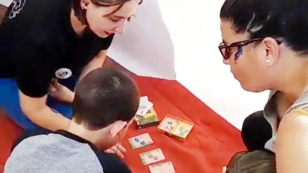 Cómo los juegos de mesa ayudan a entrenar las habilidades sociales y la regulación emocional