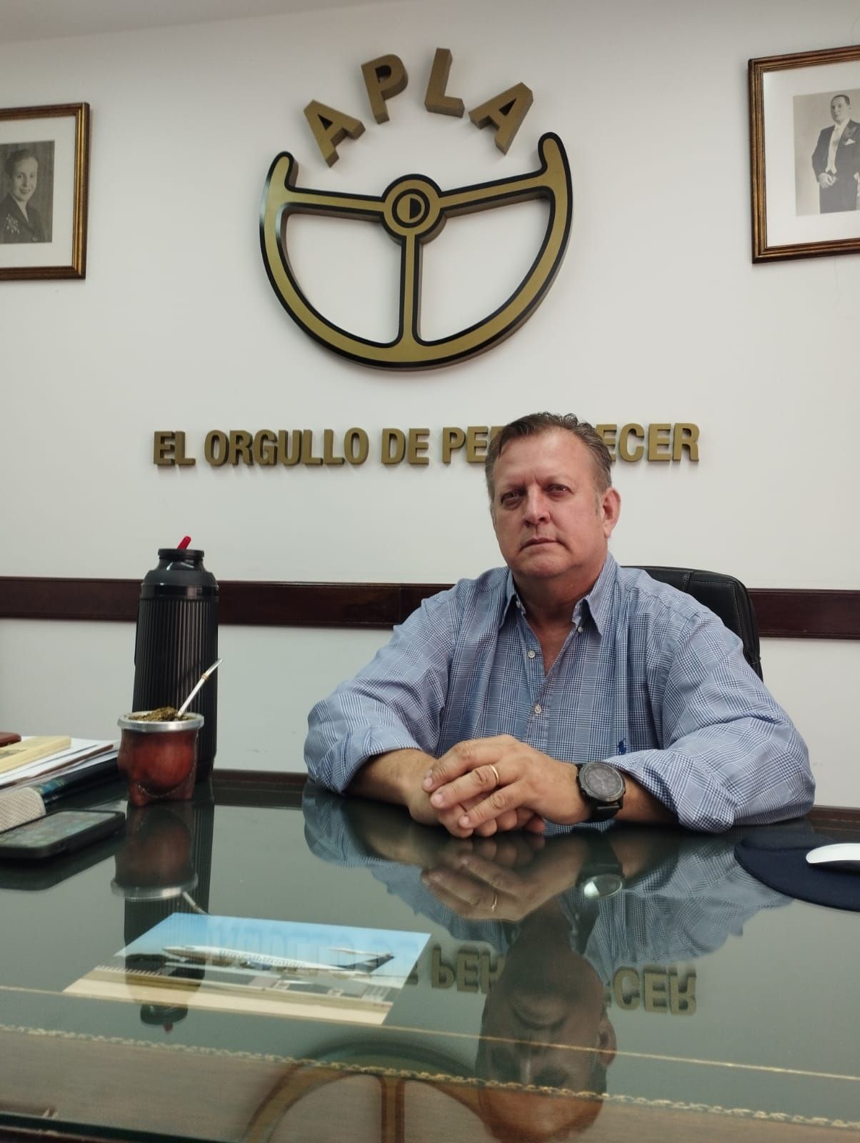 Aerolíneas Argentina expulsa de su directorio a Pablo Biró, líder del sindicato de pilotos.