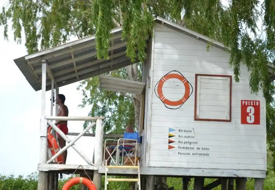 Guardavidas de Berisso asistirán al Concejo Deliberante: buscan impulsar proyecto para que se extienda la temporada