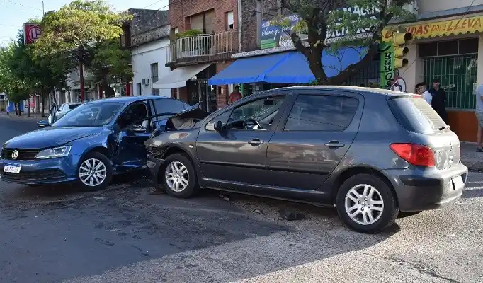 Una madrugada plagada de accidentes con tres conductores alcoholizados