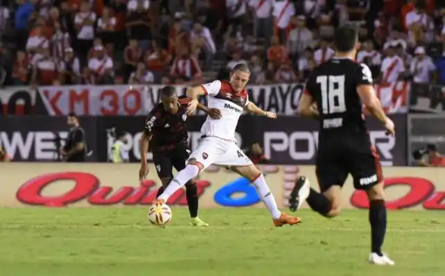 Con la vuelta de Scocco, River le ganó a Newell´s y se ubica cuarto en la tabla
