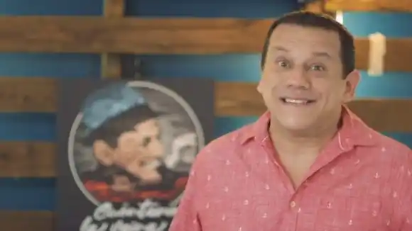 Emilio Lovera desmiente su muerte con este gesto