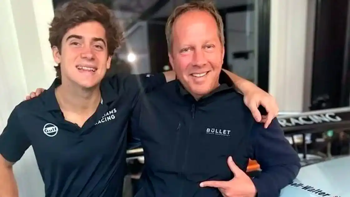 Jamie Campbell-Walter junto con Franco Colapinto. Foto: Infobae.