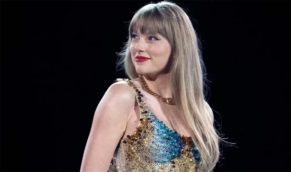 Taylor Swift es la primera artista femenina en alcanzar 100 millones de oyentes mensuales en Spotify