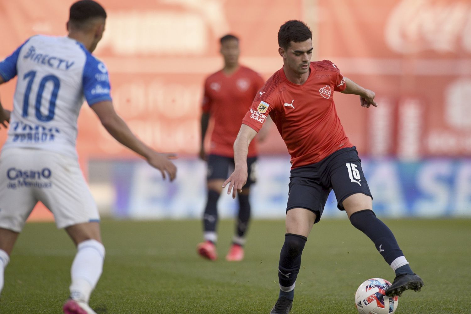 Godoy Cruz aplastó a un desdibujado Independiente