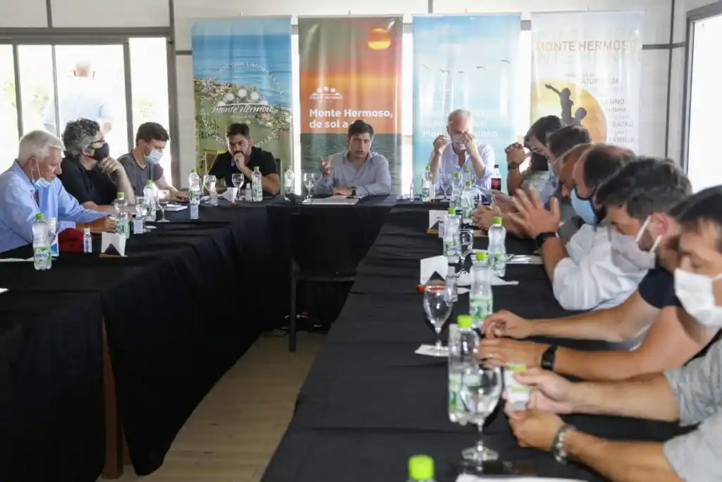 Coronel Rosales propone no cerrar los comercios a la 1 am para "tener mayor control"