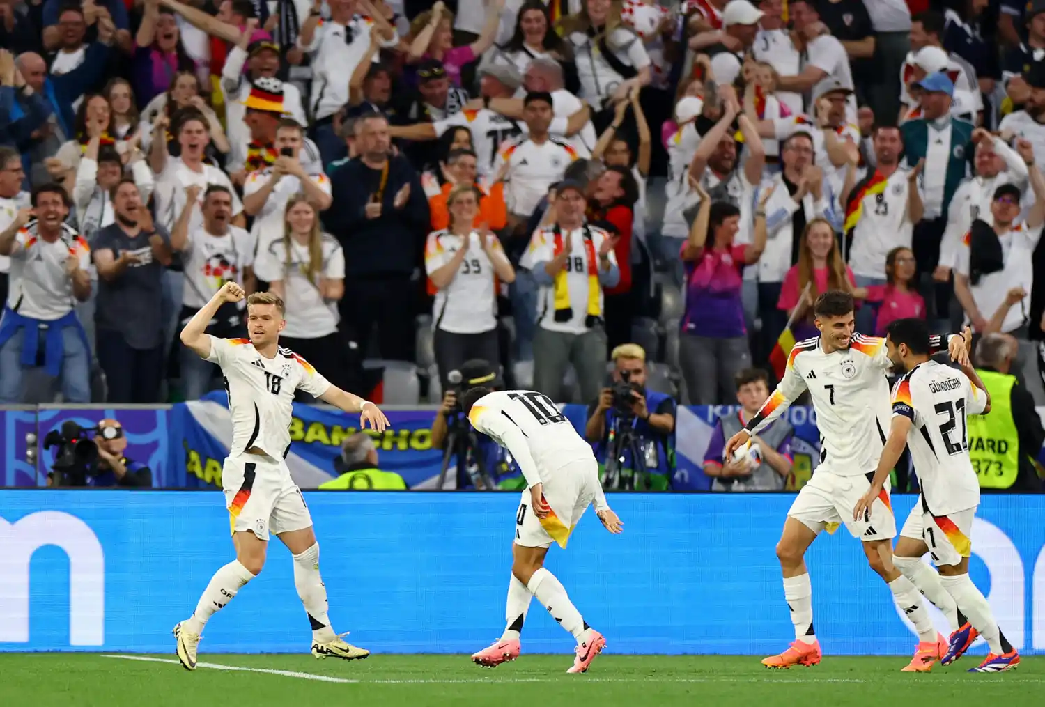 Alemania disfrutó un inicio a todo gol frente a Escocia