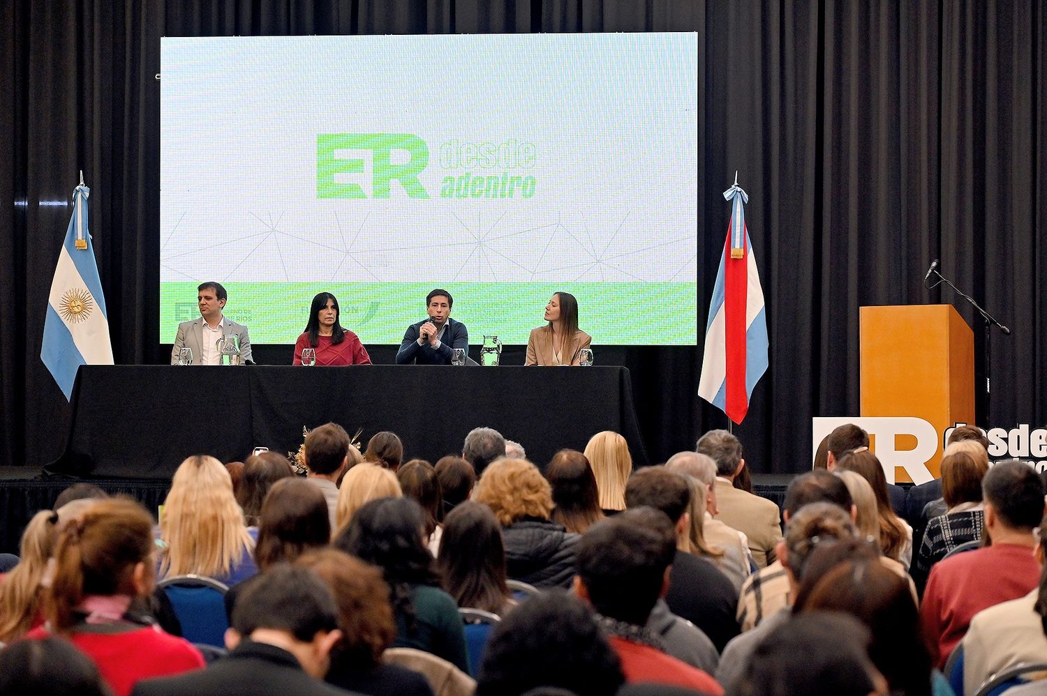 Se lanzó “Entre Ríos desde adentro”, un programa de capacitación para más de 6.000 trabajadores estatales