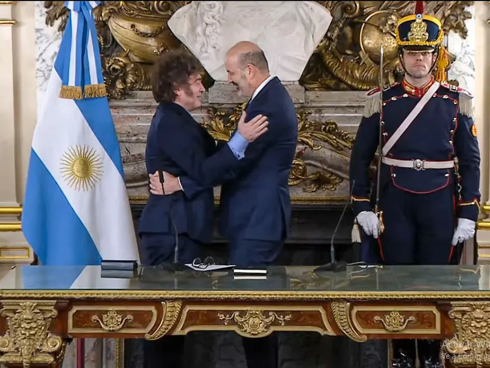 Vencen las facultades delegadas y Sturzenegger deberá buscar un nuevo marco para su agenda de desregulación