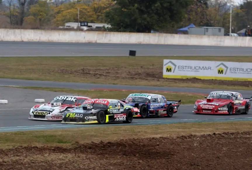 TC Pista: Morro Iglesias repuntó desde el fondo y llegó entre los 20 en Rafaela, pero lo recargaron y quedó 21°