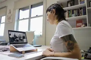 Mayra Mendoza en la Bienal de las Ciudades en Transición: "La salida de la pandemia es colectiva"