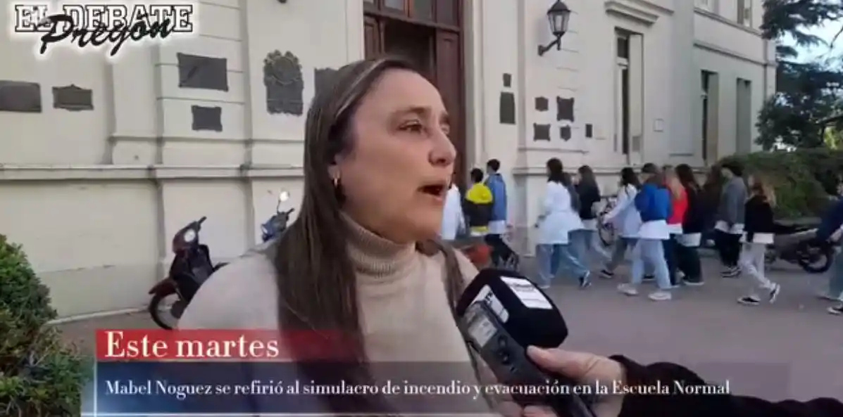 Mabel Noguez se refirió al simulacro de incendio y evacuación en la Escuela Normal