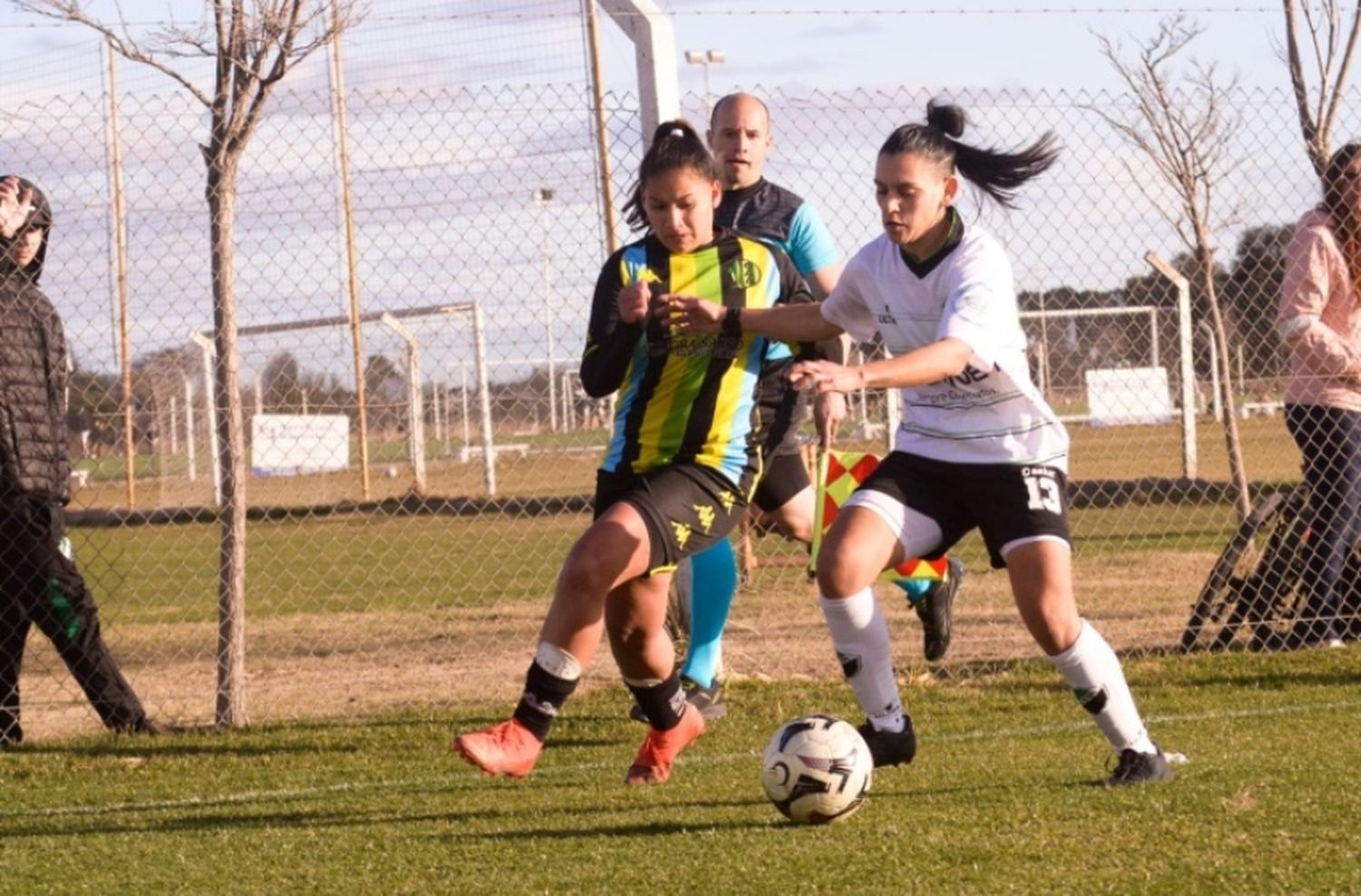 Fútbol femenino: Aldosivi cierra la fase de grupos de la Copa Federal