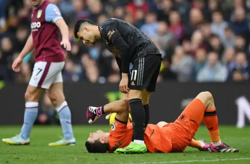 Unai Emery cuestionó la decisión de Dibu Martínez y criticó a su equipo