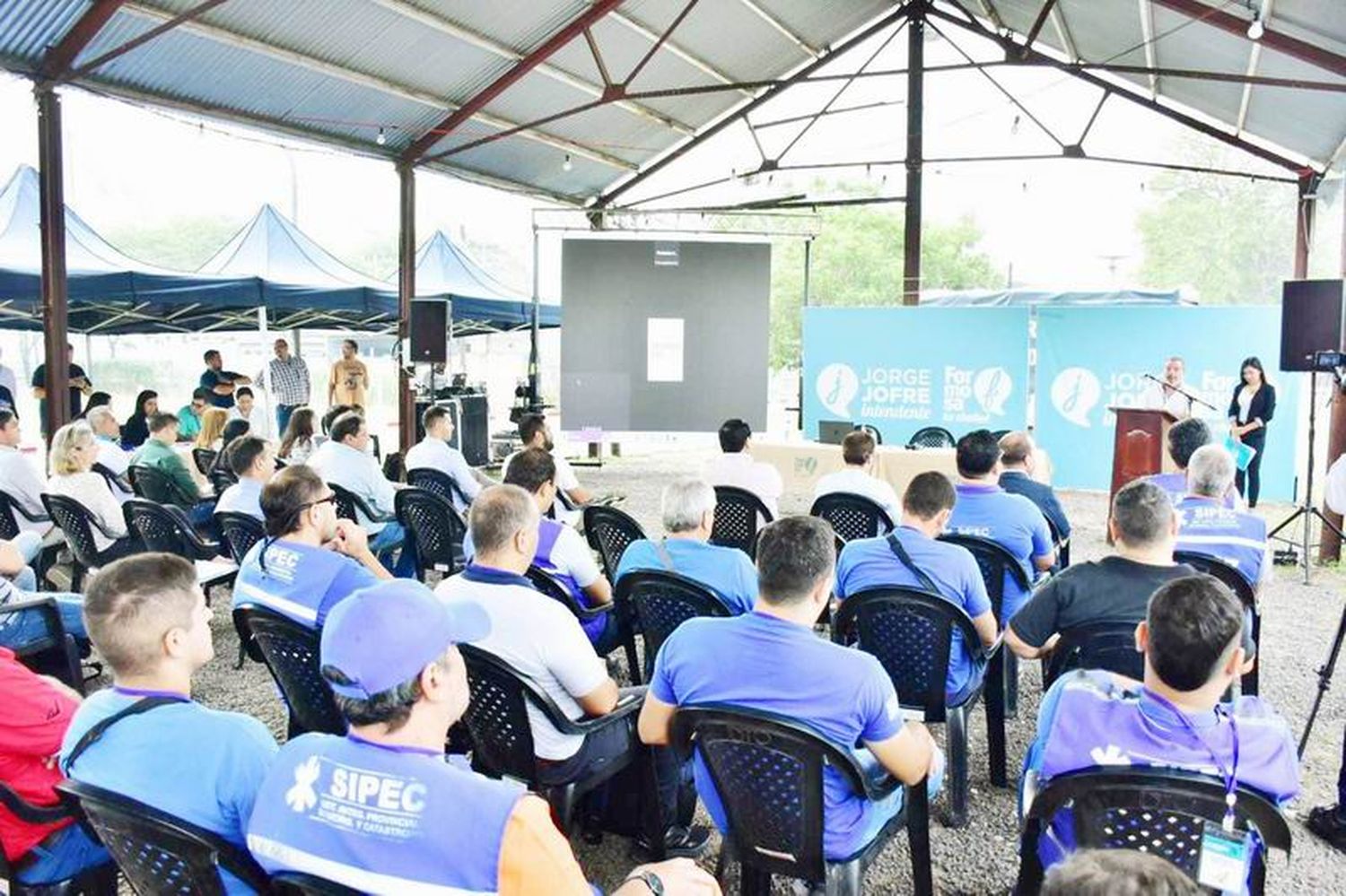 Taller de conducción segura 
para choferes de emergencia