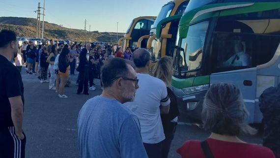 Positivo de alcoholemia un chofer que tenía que transportar más de 50 estudiantes a su viaje de egresados