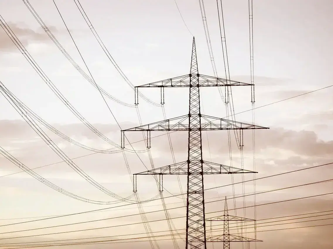 Aprobaron el nuevo cuadro tarifario de la energía eléctrica para Entre Ríos