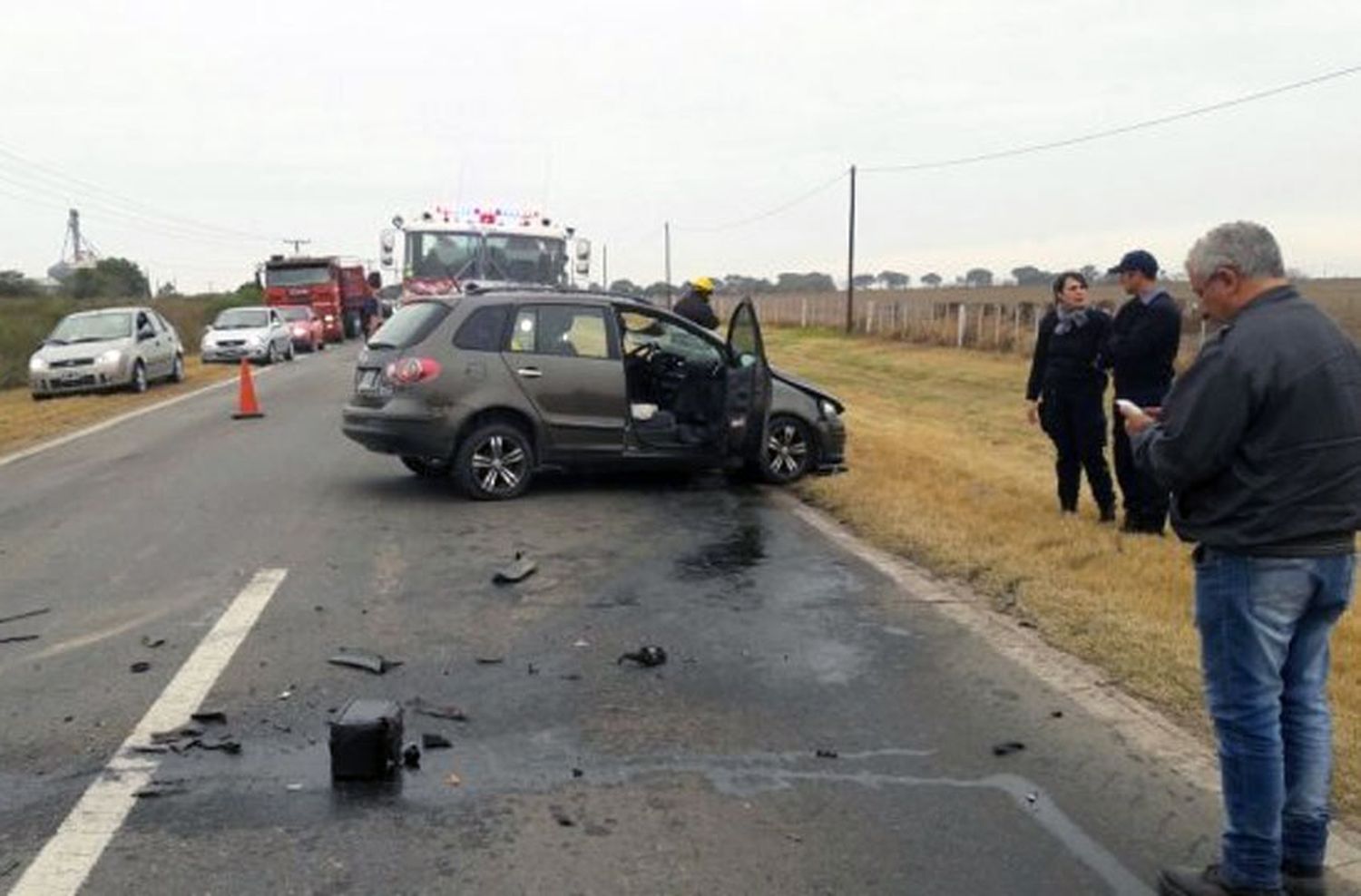Le gritó: «Acá nos vamos a matar los dos» y estrelló su auto contra un camión