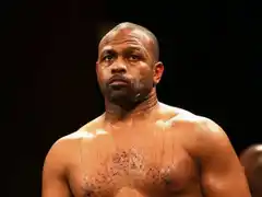 Postergan la pelea de  exhibición de Tyson 