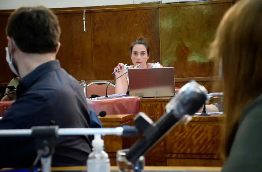 Denuncian que el Ejecutivo municipal realizó recortes en el área de Políticas de Género