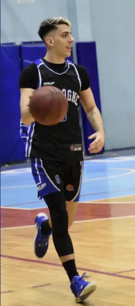 Julián Coronel.