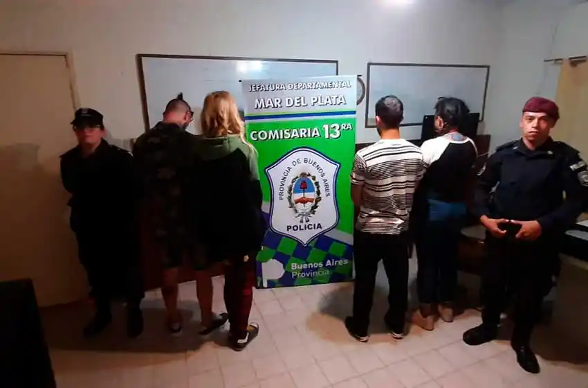 Aprehenden a cuatro personas por vender tickets falsos para un boliche de la zona sur