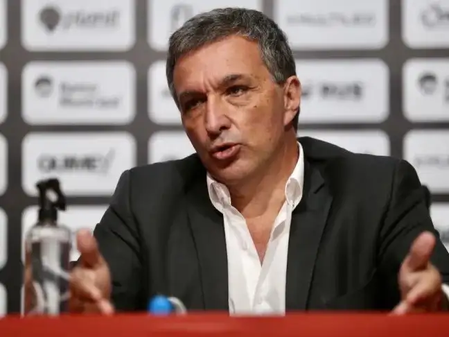 Ignacio Astore.
