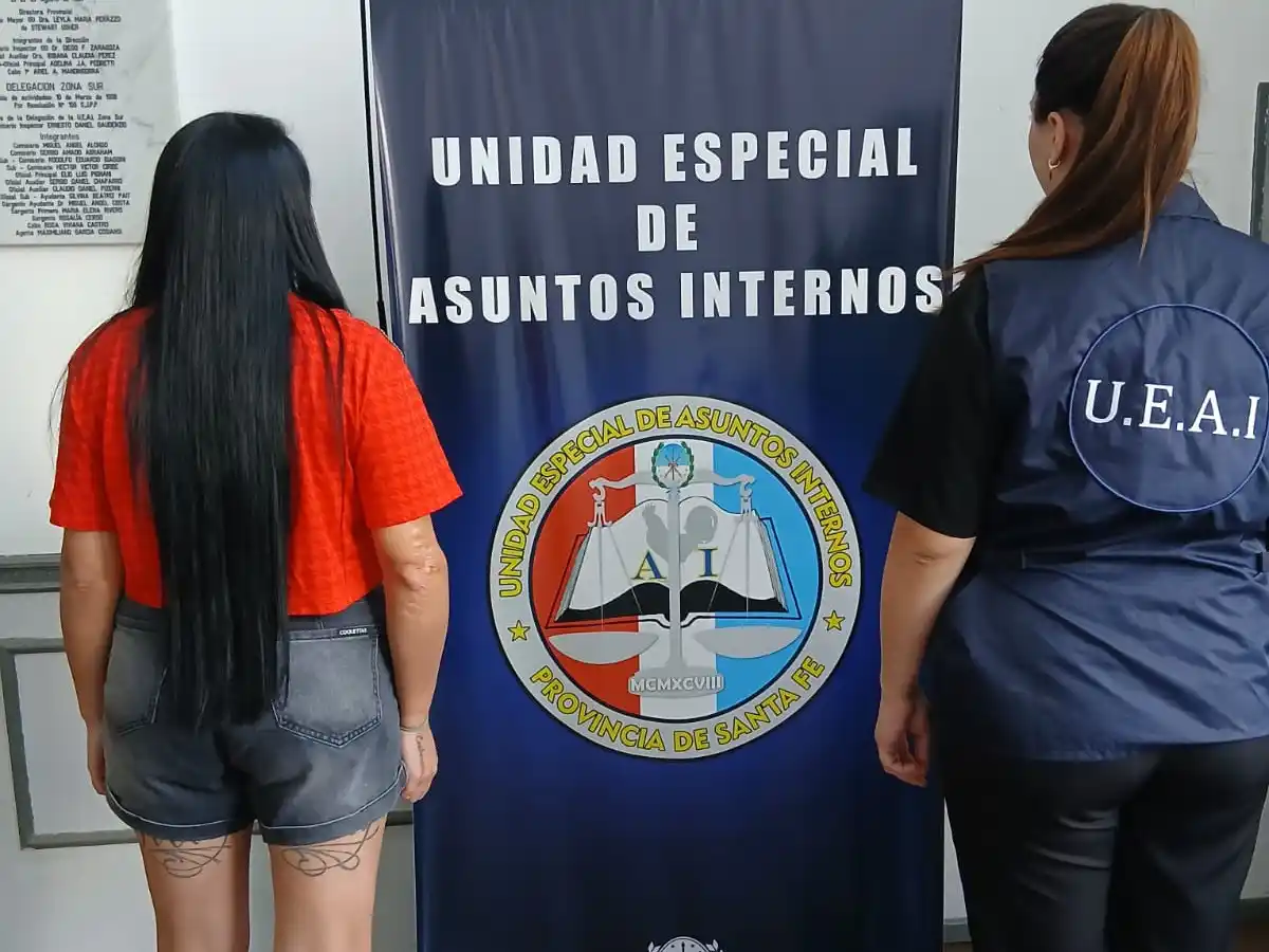 Una mujer se entregó en el marco de la investigación por el autoatentado de Norma Acosta