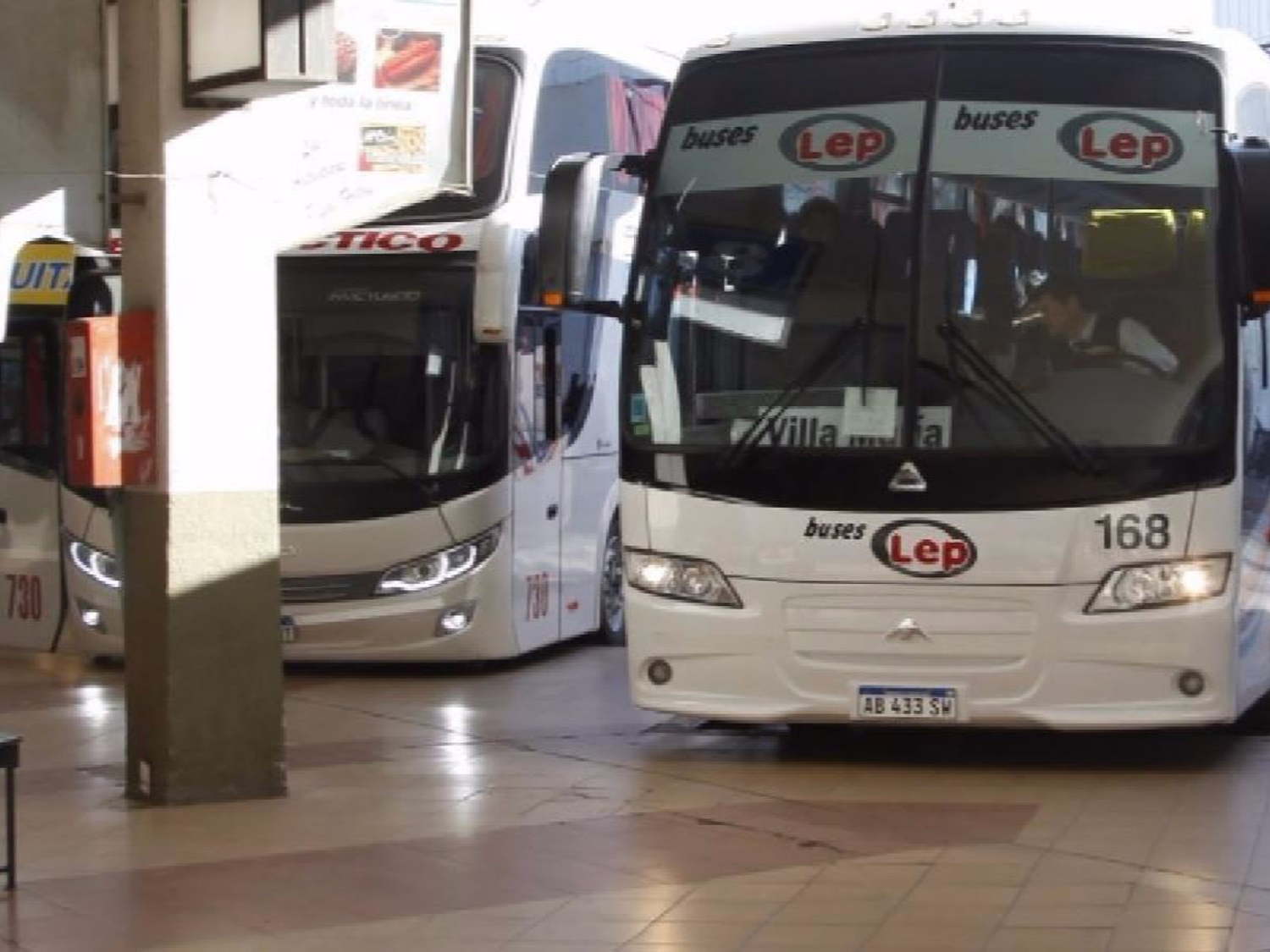 Buses Lep reincorpora a 29 choferes: los de nuestra ciudad esperan