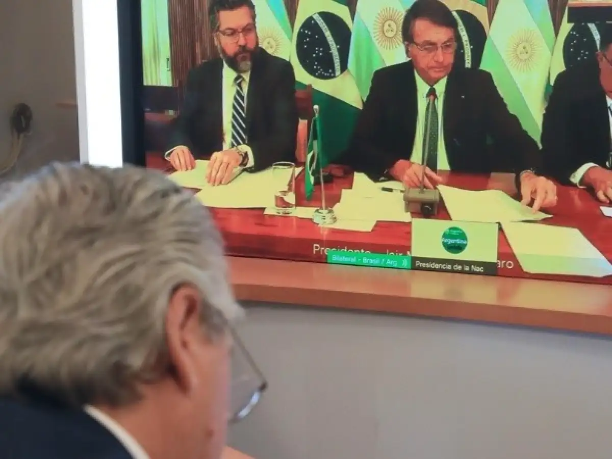 Alberto Fernández dialogó con Bolsonaro y llamó a "dejar atrás las diferencias del pasado"