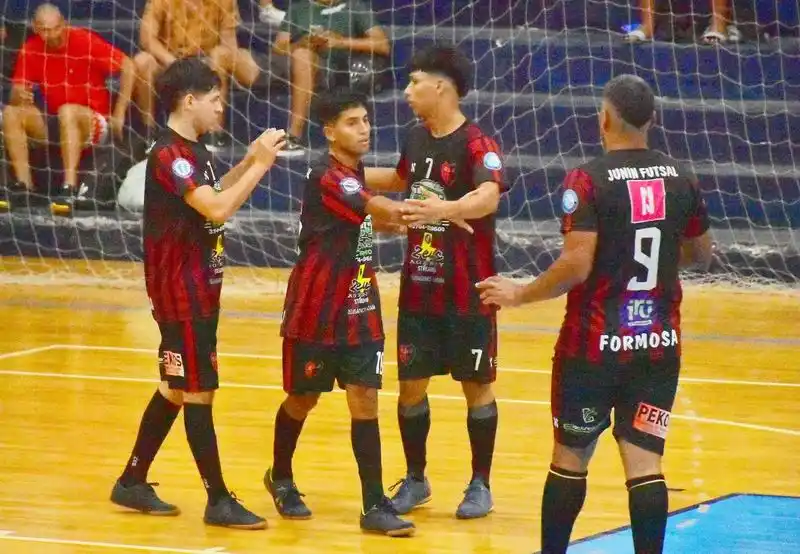 El torneo Clausura puso
en marcha la décima fecha