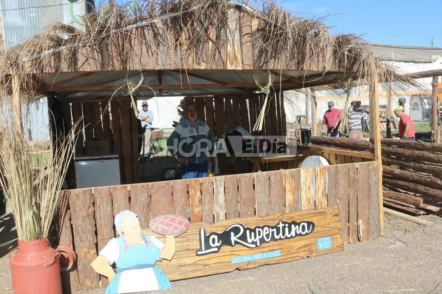 armado de stands 25 de mayo - 1