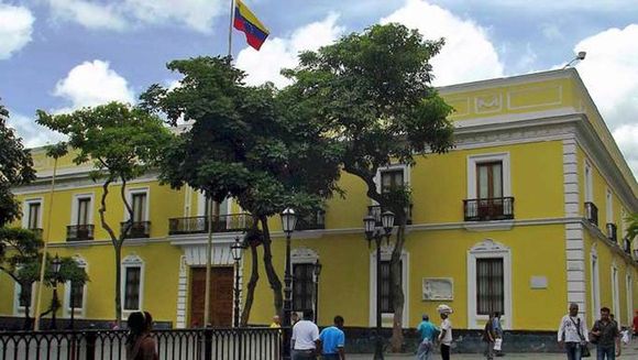 “Se dejaron ARRASTRAR»: Arreaza rechaza postura de Argentina en Comisión de DDHH de la ONU