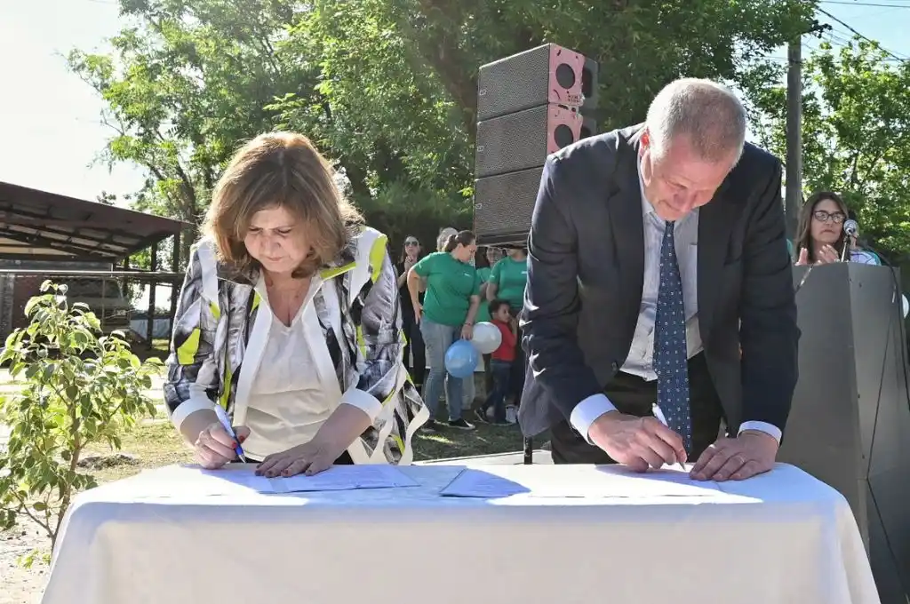 La provincia de Santa Fe dio inicio formal al plan de jornada extendida 25 horas para las escuelas primarias