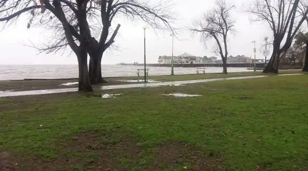 Nueva crecida en Quilmes pero sin evacuados