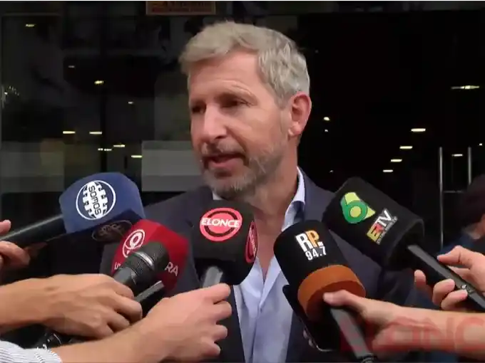 Frigerio confirmó que “se pagará en tiempo y forma” el aguinaldo a los estatales entrerrianos