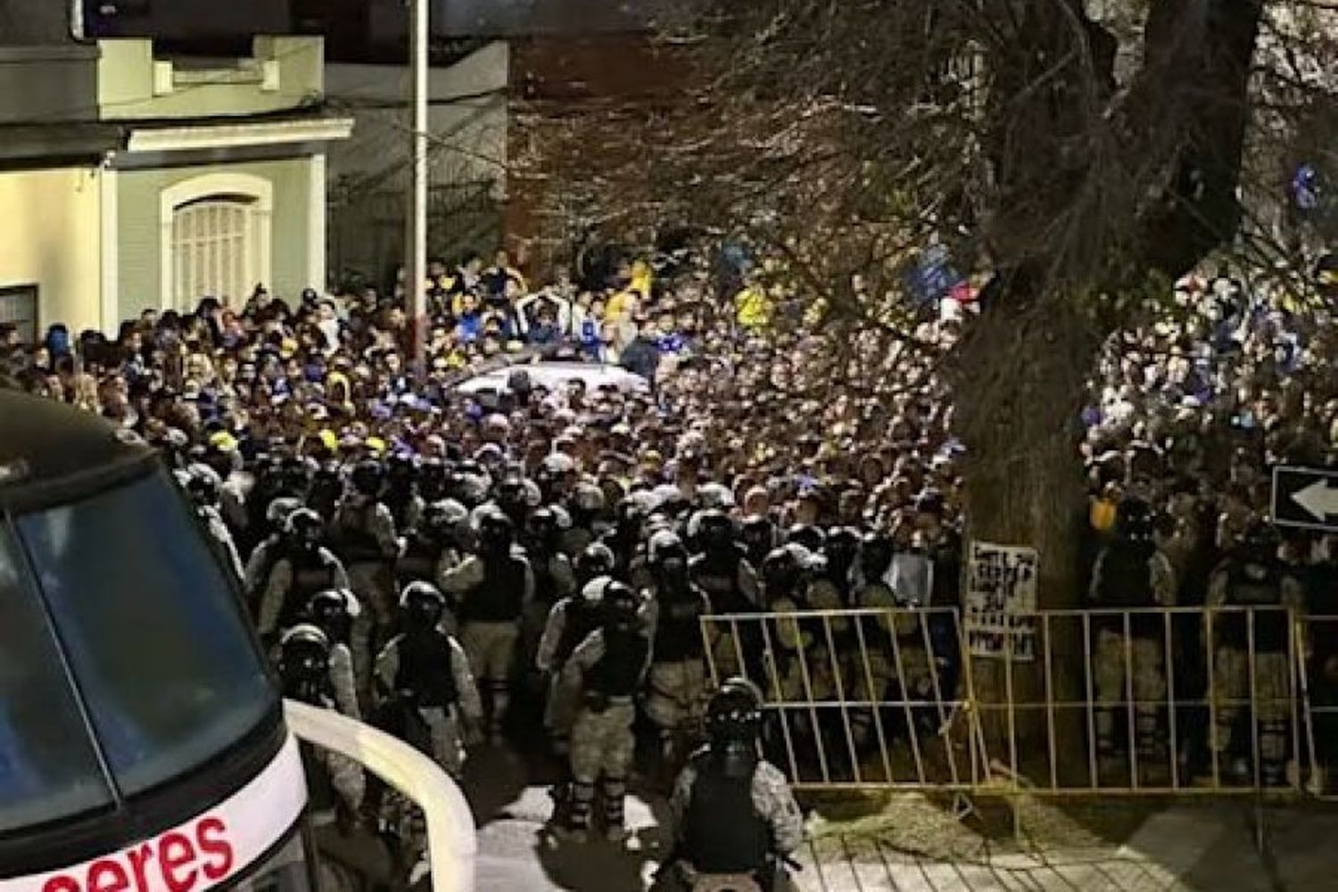 Serios incidentes en la previa de Nacional- Boca