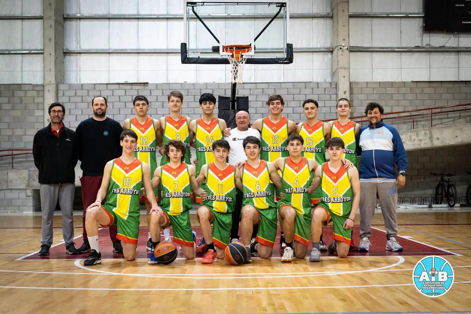 Tres Arroyos ganó en su debut por el Zonal U17